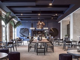 Donald Sultan News: Architectural Digest: 12 Beautiful Restaurants Designed by Celebrity Decorators, May  6, 2021 - Kristine Hansen