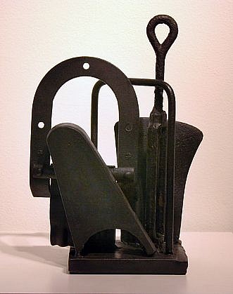 Elaine Grove, Face in the Crowd, 2010
Welded steel, 13 1/2 x 9 1/2 x 5 inches
GROV0007