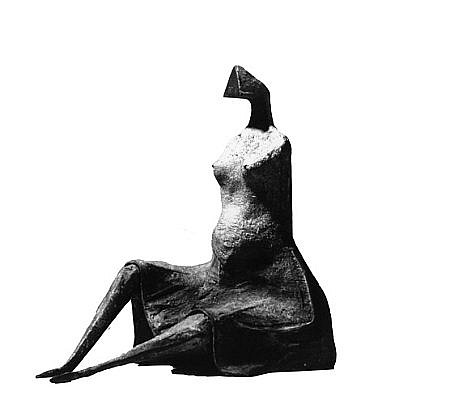 Lynn Chadwick, Sitting Figure I (804) LEdition 1 of 9, 1982
Bronze, 8 x 5 x 7 1/2 inches
CHAD0022
Sold