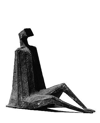 Lynn Chadwick, Sitting Figure II (805) LEdition 1 of 9, 1982
Bronze, 8 x 9 x 4 inches
CHAD0023
Sold
