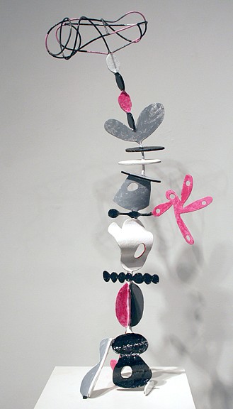 Peter Reginato, Verticle One, 2000
Painted Steel, 42 x 14 x 10 inches