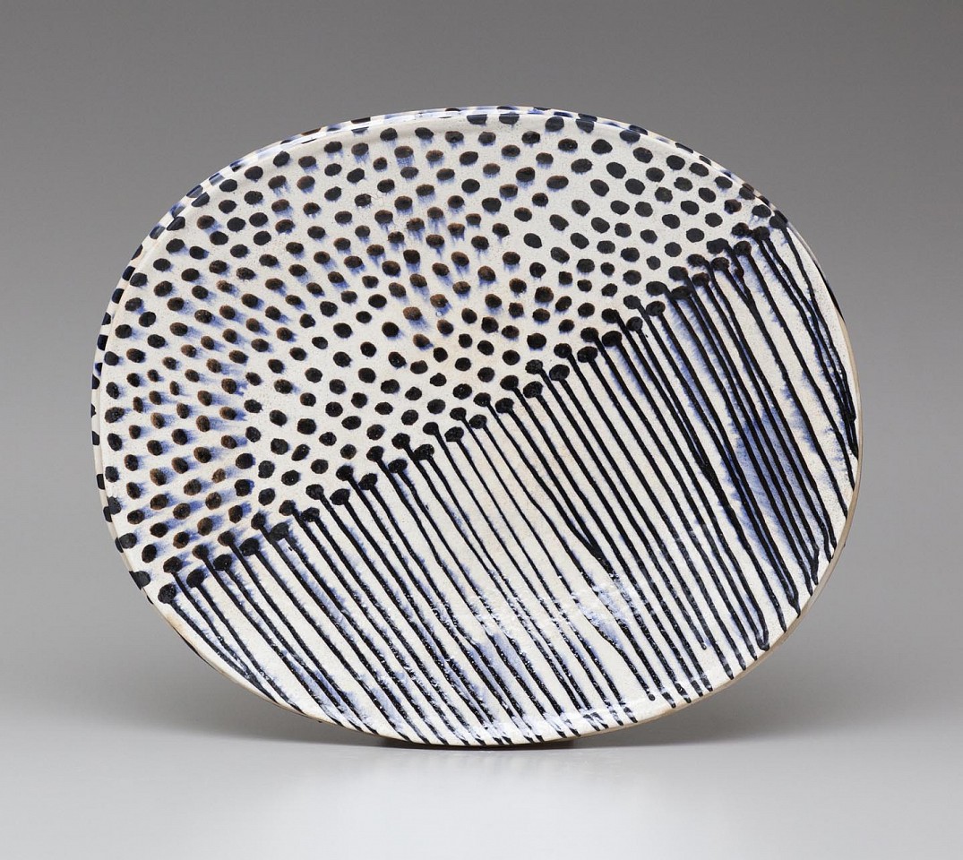 Jun Kaneko, Oval 12-05-18, 2012
Glazed Ceramic, 21 x 26 x 3 inches
KANE0139