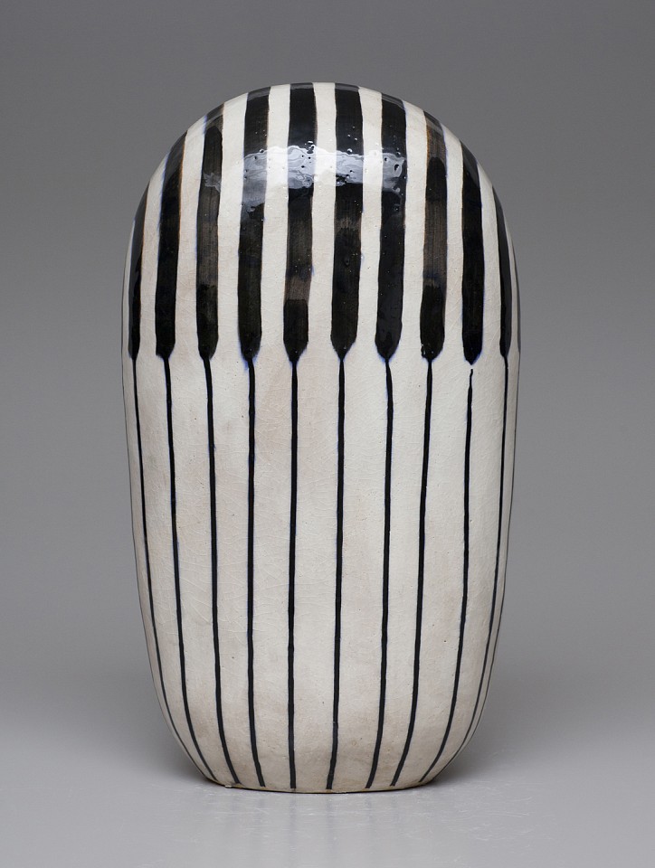 Jun Kaneko, Dango 12-11-08, 2012
Glazed Ceramic, 22 x 13 x 7 1/2 inches
KANE0125