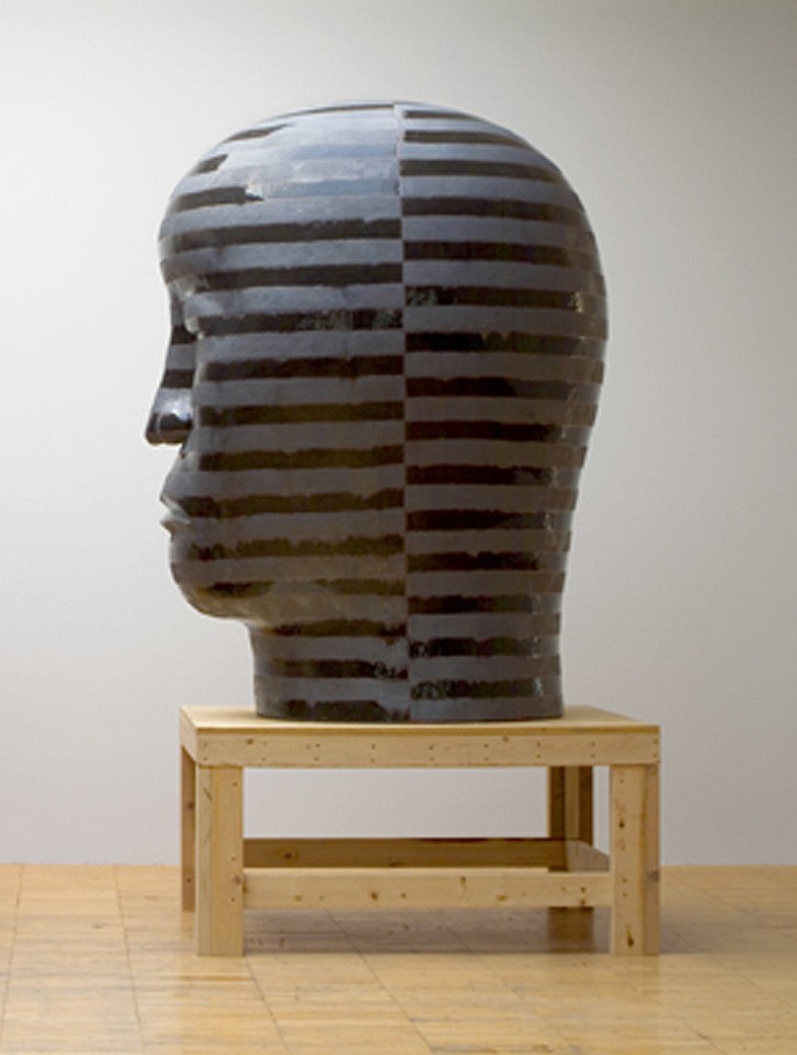 Jun Kaneko, Head 03-08-01, 2003
Ceramic, 68 x 45 x 50 inches
KANE0041