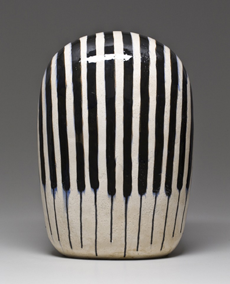 Jun Kaneko, Dango 09-04-24, 2009
Glazed Ceramic, 25 x 17 1/2 x 12 1/2 inches
KANE0066