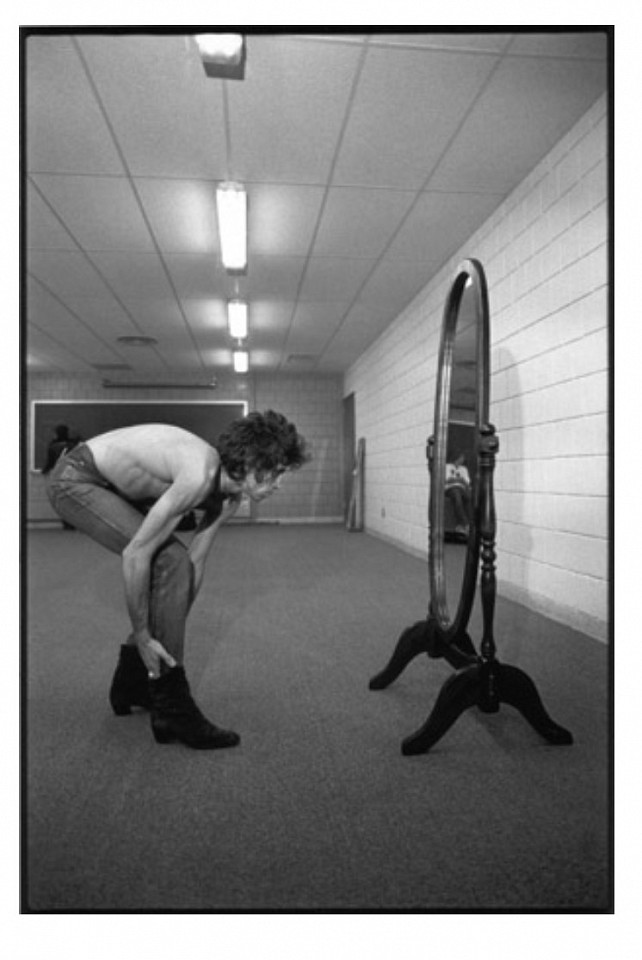 Michael Halsband, Keith Richards and Mirror, November 20, 1981, Cedar Falls, Iowa, 1981
Silver Gelatin Print
Ed. of 7
HALS0009