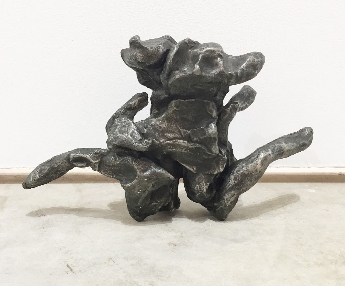 Willem De Kooning, Maquette for Standing Figure Ed. 43/100, 1972
Bronze, 6 1/2 x 11 x 2 1/4 in.
DeKoo00001