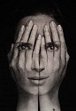Tigran Tsitoghdzyan, Mirror II
2017, mixed media on paper