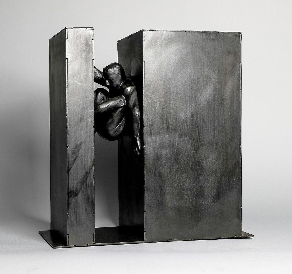 Jim Rennert, Breakout, 2010
Bronze and steel, 16 x 16 x 8 in. Ed. of 9
RENN00002