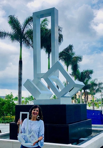 News: Jane Manus Installation at the Bristol, Palm Beach, August 5, 2019