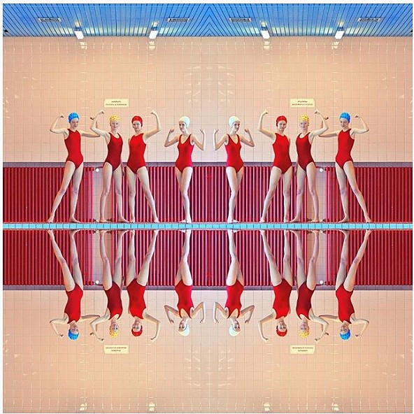 Maria Svarbova, Untitled Swimmers, 2018-19
Archival pigment print, 19.5 x 19.5 inches (unframed)
35.5 x 35.5 inches (unframed)
47.25 x 47.25 inches (unframed)
Editions of 10
SVAR00002