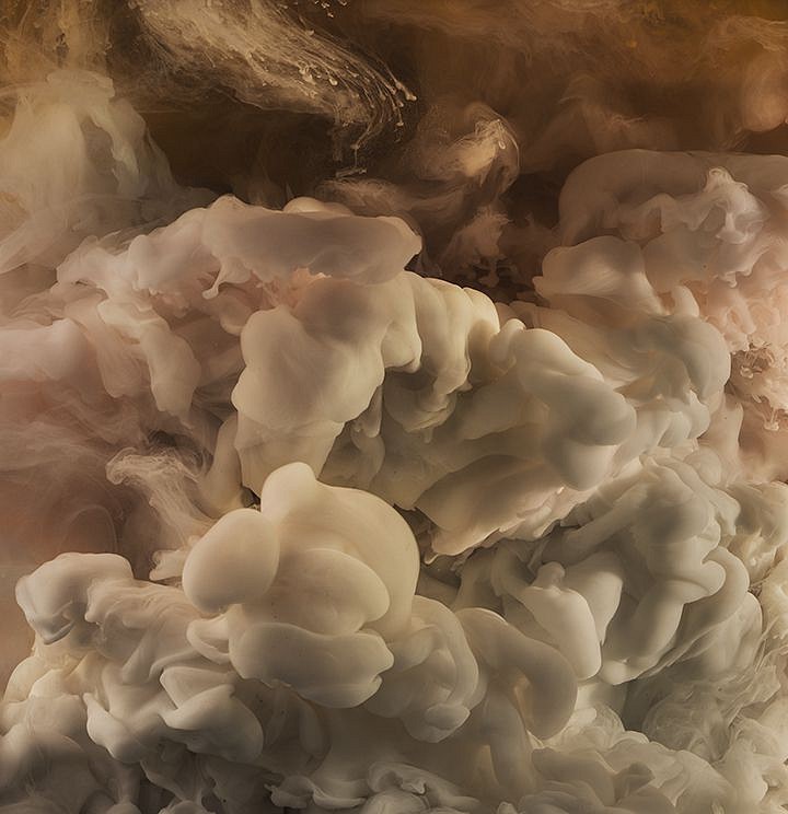 Kim Keever, Z Abstract 37169, 2018
Diasec mounted photograph, 28 x 28 inches     44 x 44 inches 
KEEV00016