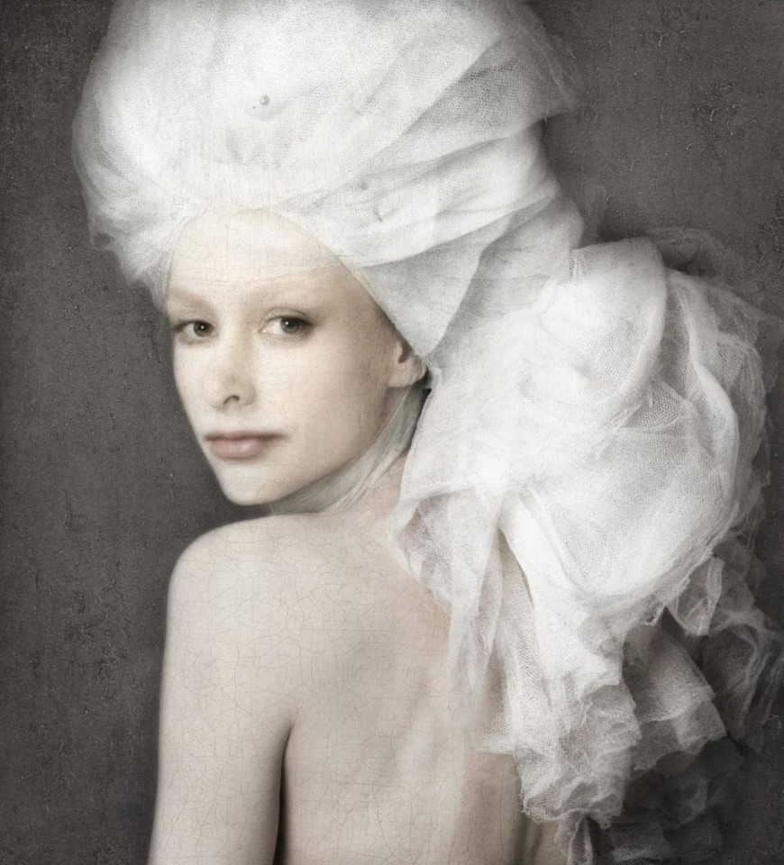 Isabelle van Zeijl, Z You & I, 2016
C-Print on Dibond, 44.50 x 40.5 in. Ed. of 7 + 3 AP
ZEIJ00015
$12,000