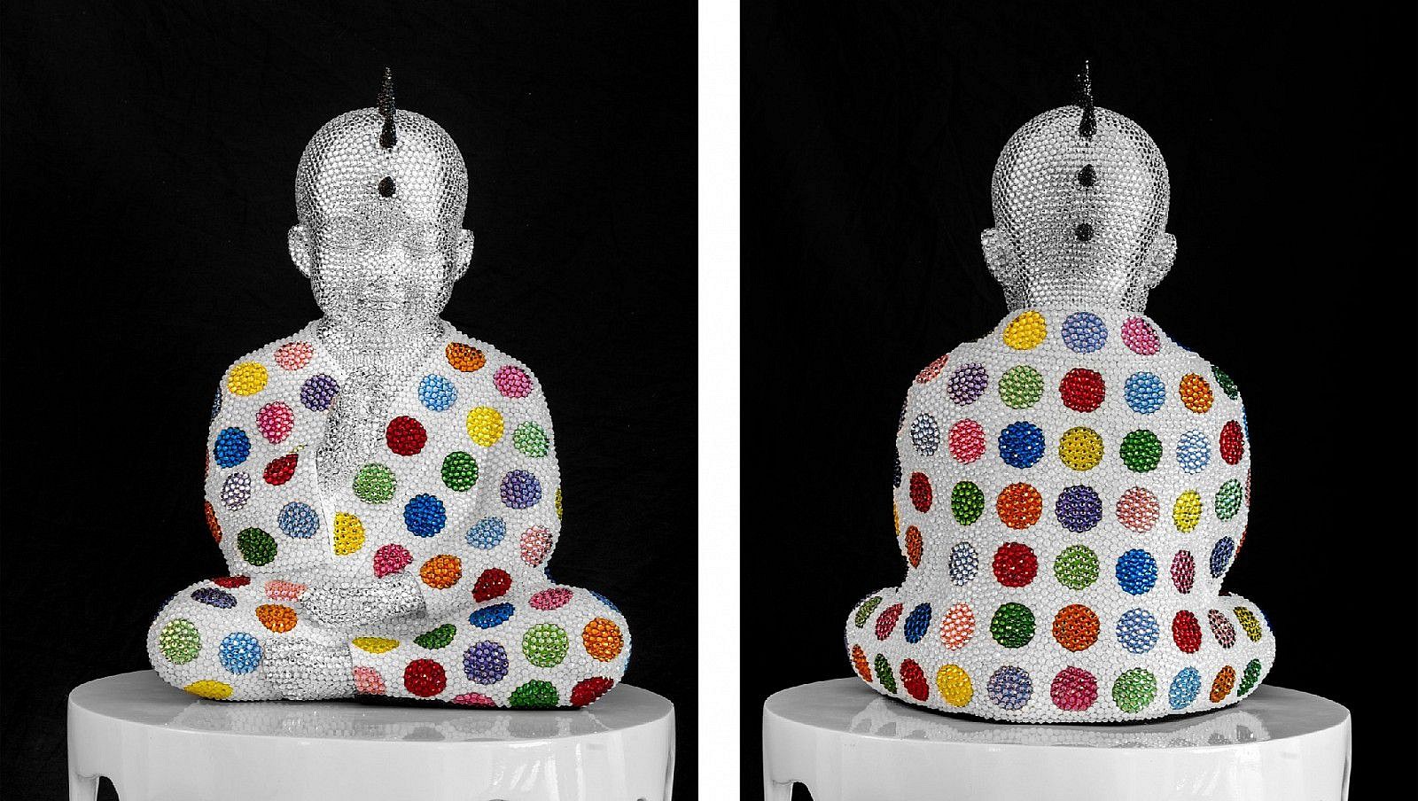 Metis Atash, Punk Buddha "New Day", 2021
Resin, acrylic paint and 28,000 Swarovski crystals, 17 1/2 x 12 x 9 in.
ATAS00245