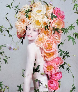 Work: Isabelle van Zeijl Z A New Dawn Large; edition of 6 + 2 AP