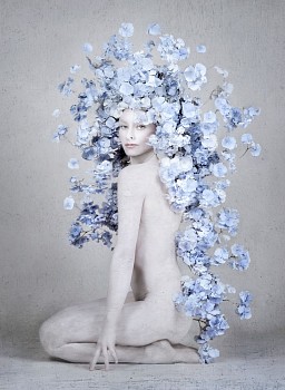 Work: Isabelle van Zeijl Hydra - full figure; edition 1/6