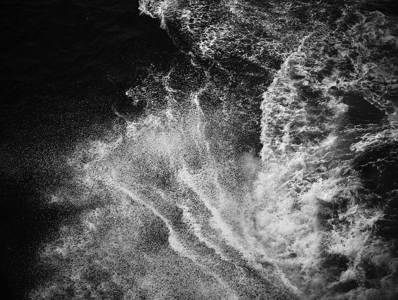 Alessandro Puccinelli, Z Mare 540, 2022
Archival pigment print, [47.25 x 39 inches; ed. 10, $3,500]  [63 x 47.25 inches; ed. 5, $6,000]  [78.75 x 59 inches; ed. 3, $9,000]
PUCI00079