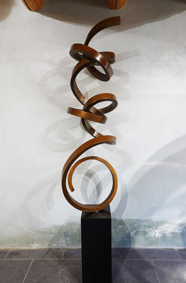 Gino Miles, Z Curiosity, 2022
Bronze, 87 x 24 inches (plus base 24 x10 x 10 inches)
MILE00046
$42,000