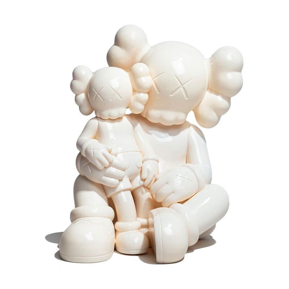KAWS, Holiday Changbai Mountain (Snowy White)
Vinyl, 8 1/2 x 6 1/2 x 4 1/2 in.
KAWS00012