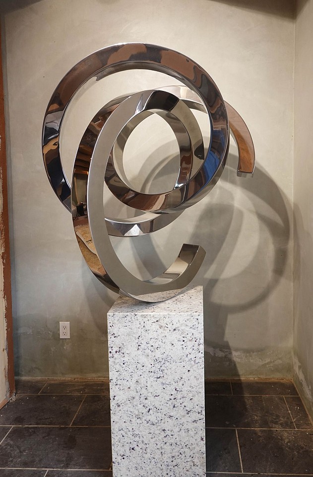 Gino Miles, Elation, 2023
stainless steel, 45 x 39 x 39 inches on a 30 x 16 x 16 inch base
MILE00061