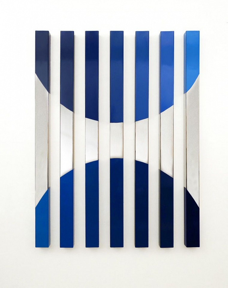 Kx2 Ruth Avra & Dana Kleinman, Z Spring Tide, 2023
Polished stainless steel bar with enamel, 48 x 36 x 2 in.
Kx200041