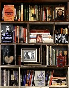 News: Gloria Steinem x Max Steven Grossman Bookscape Collaboration, December 1, 2022