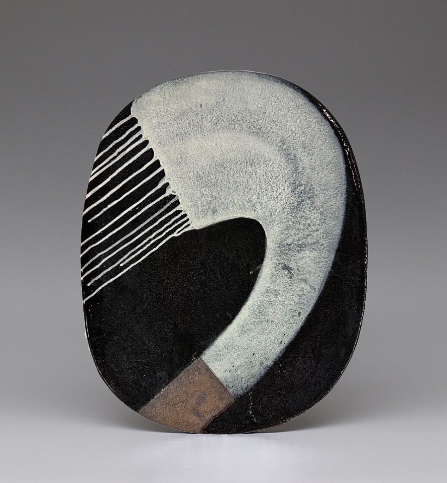 Jun Kaneko, Oval 3-7-17, 2003
Glazed Ceramic, 27 x 22 x 3 in.
KANE00157