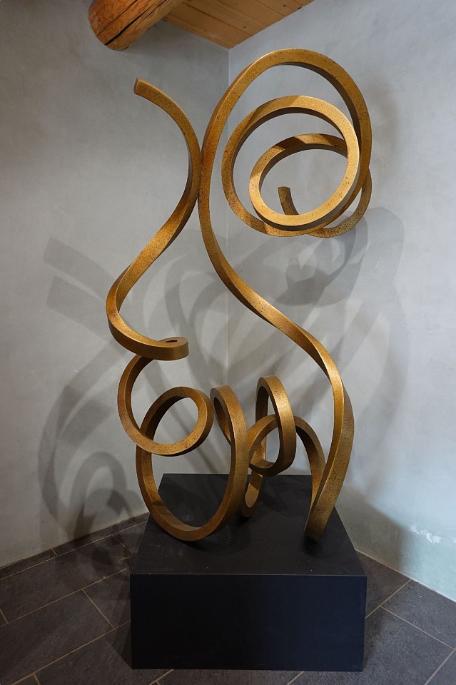 Gino Miles, Z Learning To Fly, 2024
Bronze, 70 x 38 x 36 inches on 14 x 32 x 32 inch base
MILE00082
$80,000