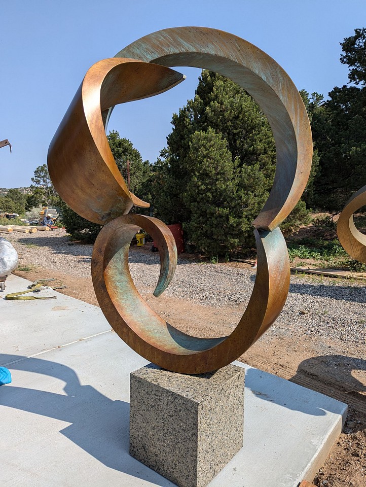 Gino Miles, ZZ Flame, 2024
Bronze, 72 x 56 x 56  inches on 16 x 16 x 16 inch base
MILE00086
$54,000