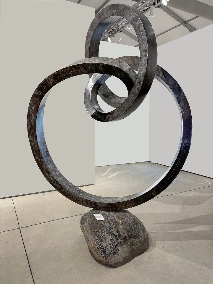 Gino Miles, ZZ Sotto Voce, 2024
Bronze on boulder, 87 x 71 x 71 inches on 20 x 34 x 28 inch boulder
MILE00090