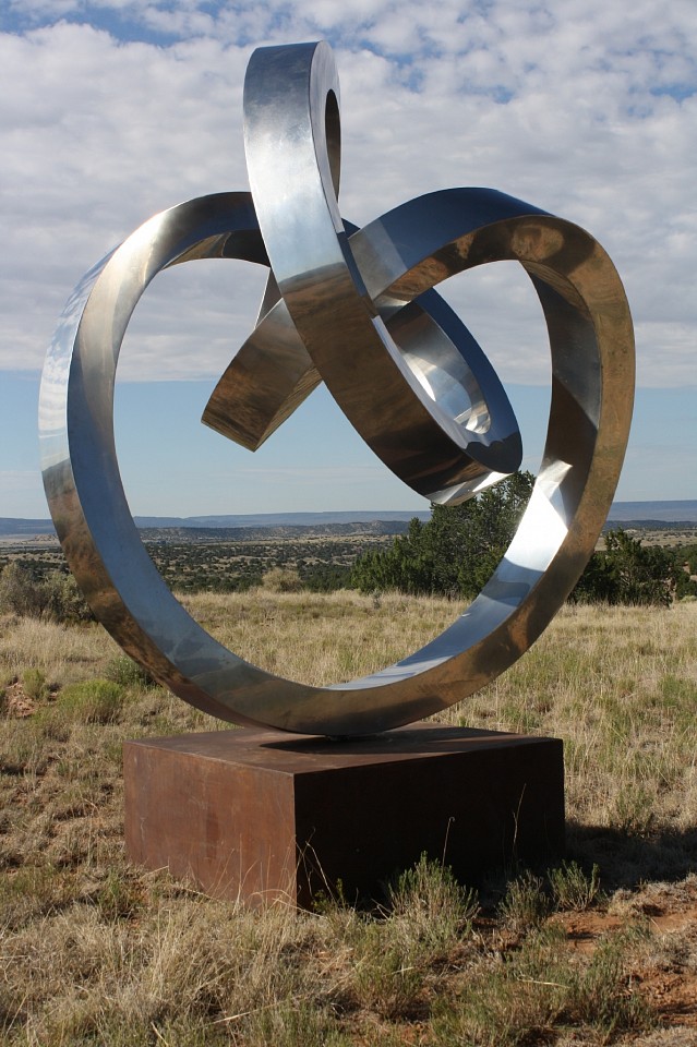 Gino Miles, Forever, 2017
Marine grade stainless steel, 108 x 72 x 72 in.
MILE00095
$220,000
