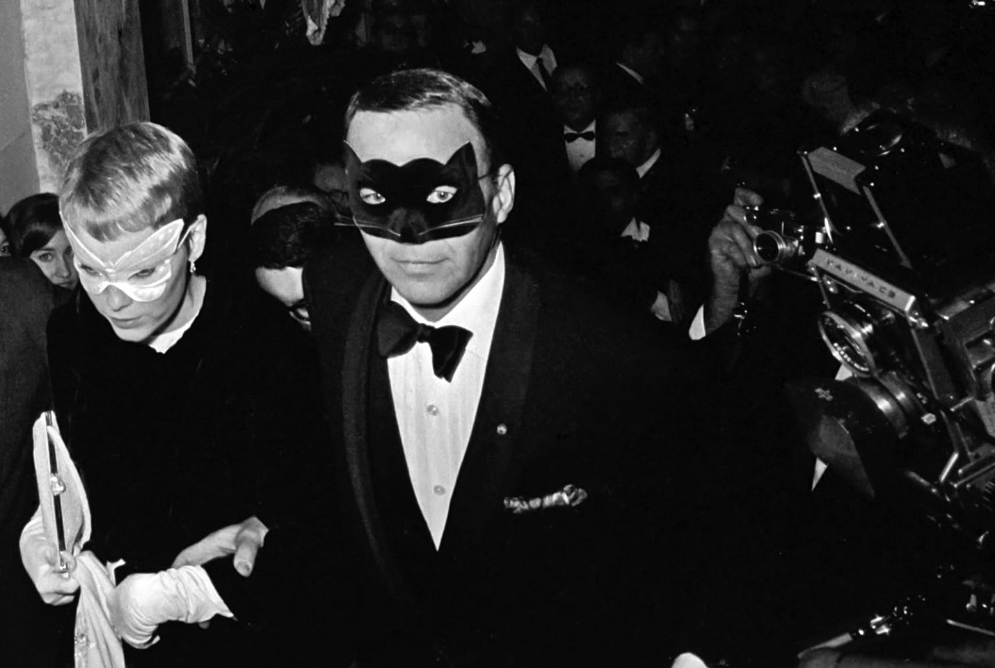Harry Benson, Z Frank Sinatra and Mia Farrow, Truman Capote Ball; edition of 35, 1966
Photograph, 40 x 60 inches $22,000,  30 x 40 inches $20,000,  24 x 30 inches $15,000,  20 x 24 inches $14,000, 17 x 22 inches $12,000
BENS00029
