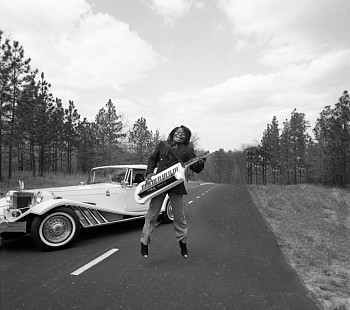 Harry Benson -&nbsp;Z James Brown, Augusta , GA