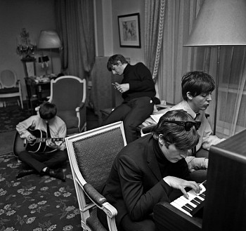 Harry Benson -&nbsp;Beatles Composing #1, George V Hotel, Paris; edition 21/35