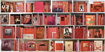 Max-Steven Grossman -&nbsp;Z Monochromatic Red Q