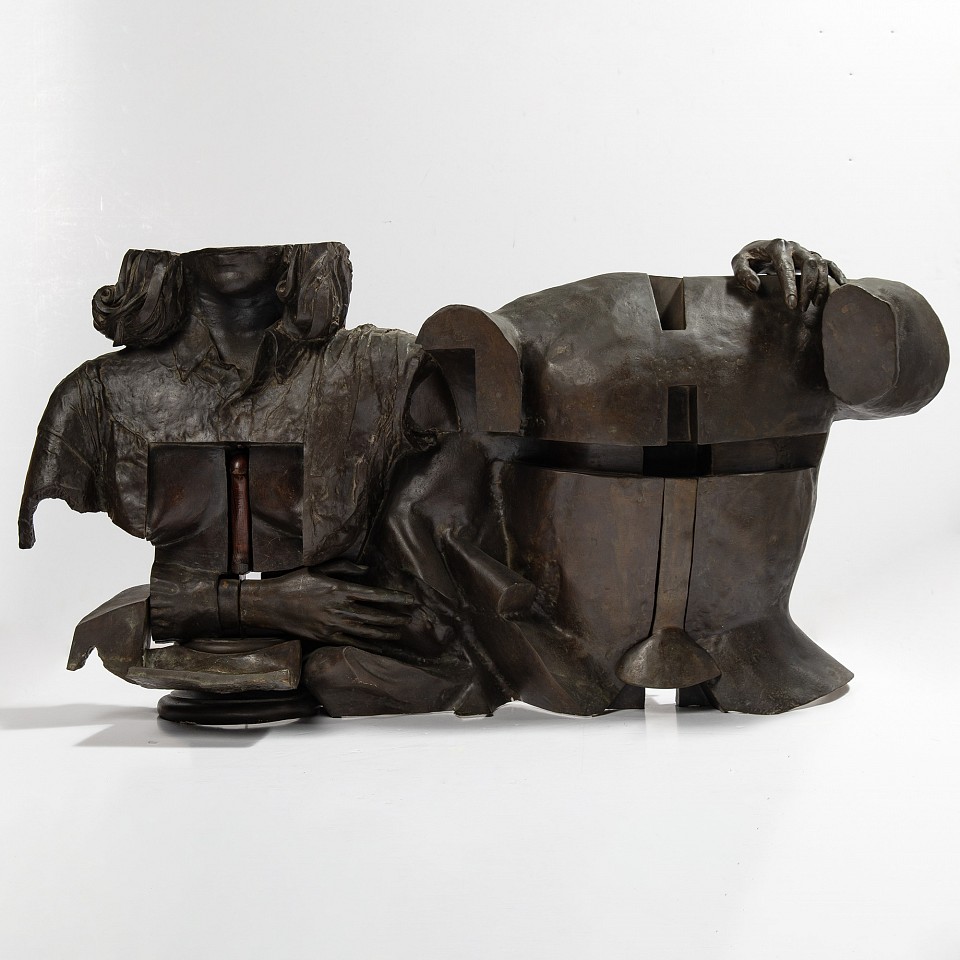 Miguel Berrocal, Alfa e Romeo (opus 104); edition 4/6, 1964-1968
Patinated bronze sculpture with carbon steel kitchen knife, 20 1/2 x 38 1/2 x 6 1/2 in.
BERR00001